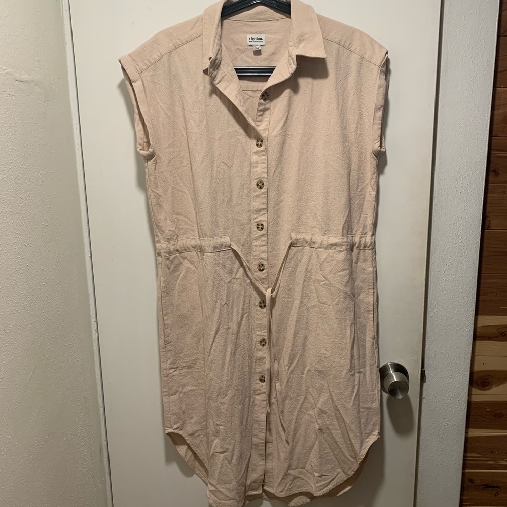 Rhythm safari dress/coverup. PERFECT for summer!